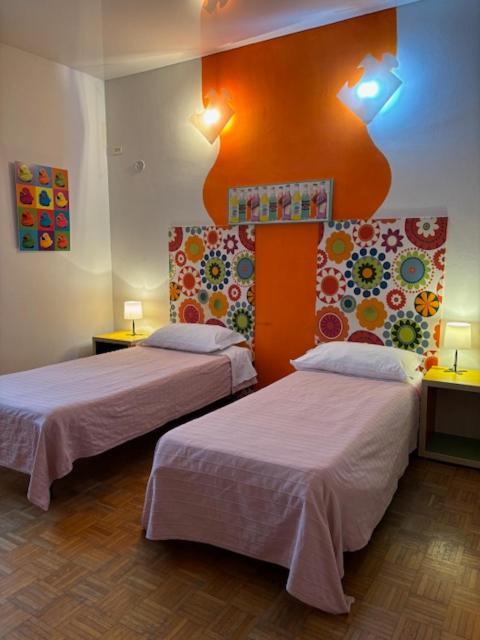 Bed and Breakfast Viamilano25 Mirandola Exterior foto